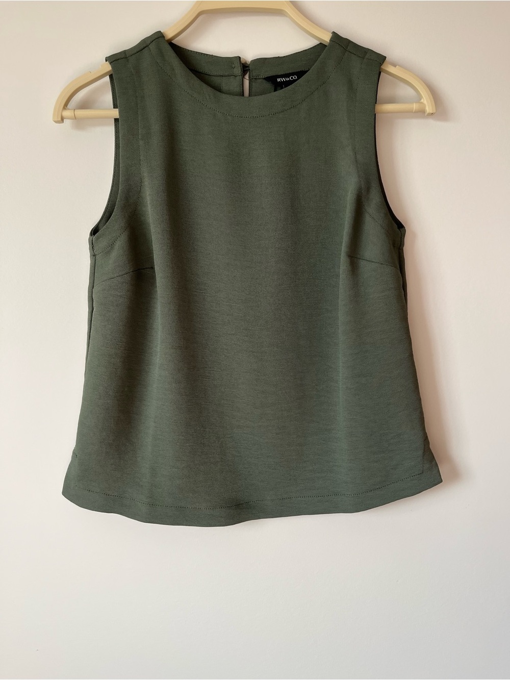 RW&CO. Olive Green Sleeveless Shell Top With Button Back
